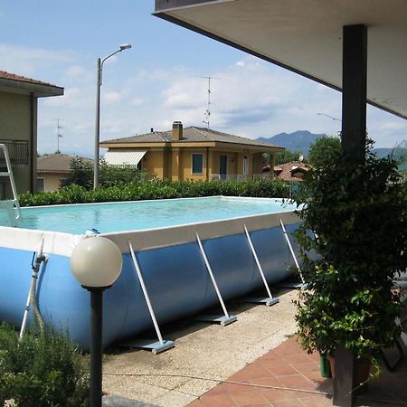 La Casa Dei Pini Bed & Breakfast Malnate Екстериор снимка