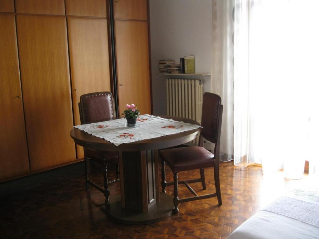 La Casa Dei Pini Bed & Breakfast Malnate Екстериор снимка