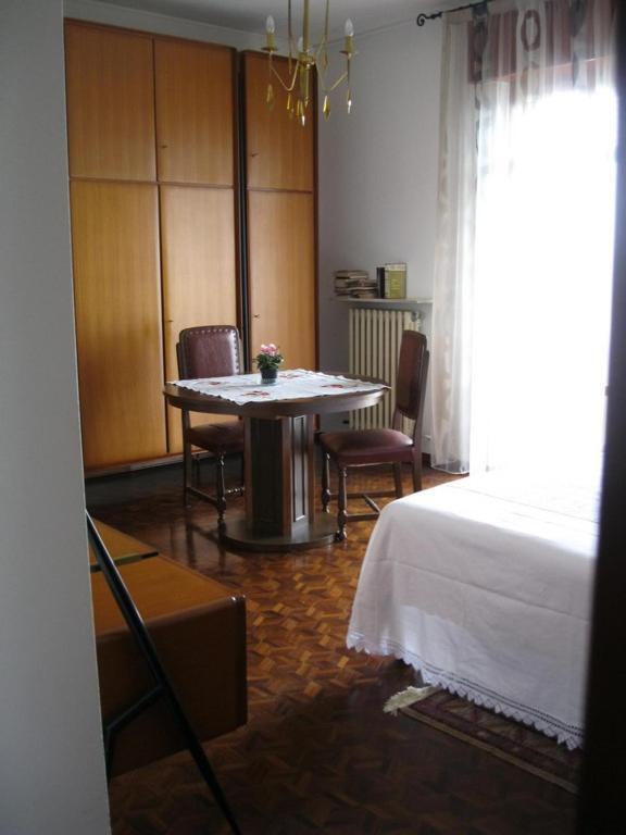 La Casa Dei Pini Bed & Breakfast Malnate Екстериор снимка