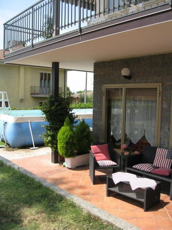 La Casa Dei Pini Bed & Breakfast Malnate Екстериор снимка